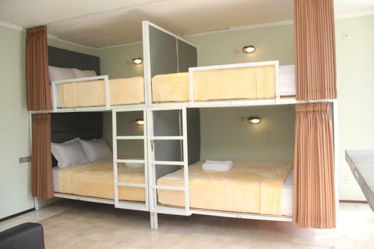 Ala Hostel Seminyak Zewnętrze zdjęcie